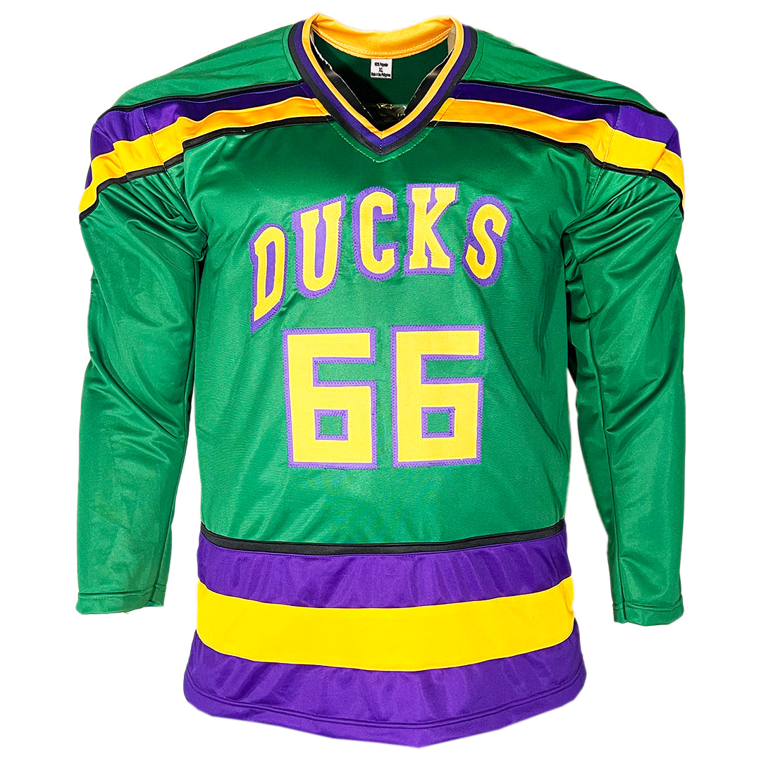 Emilio Estevez Signed Gordon Bombay Mighty Ducks Green Hockey Jersey (JSA)