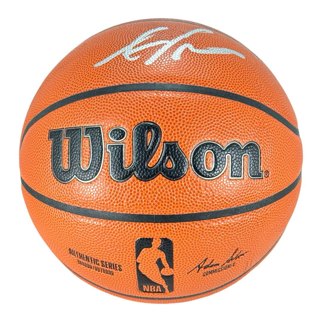 Amar'e Stoudemire Signed Wilson Authentic Series Basketball (Beckett)
