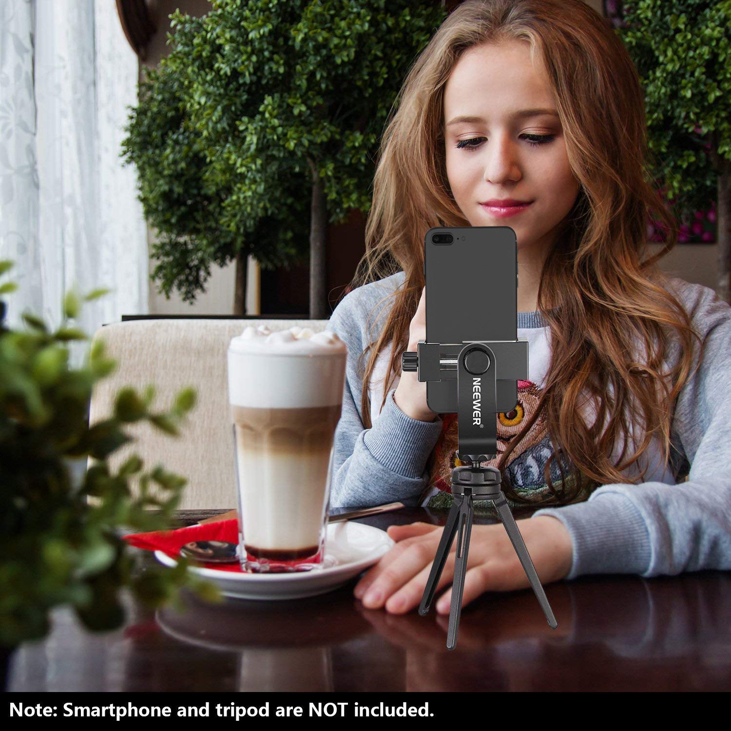 NEEWER Smartphone Holder Vertical Bracket with 1/4-inch Tripod Mount