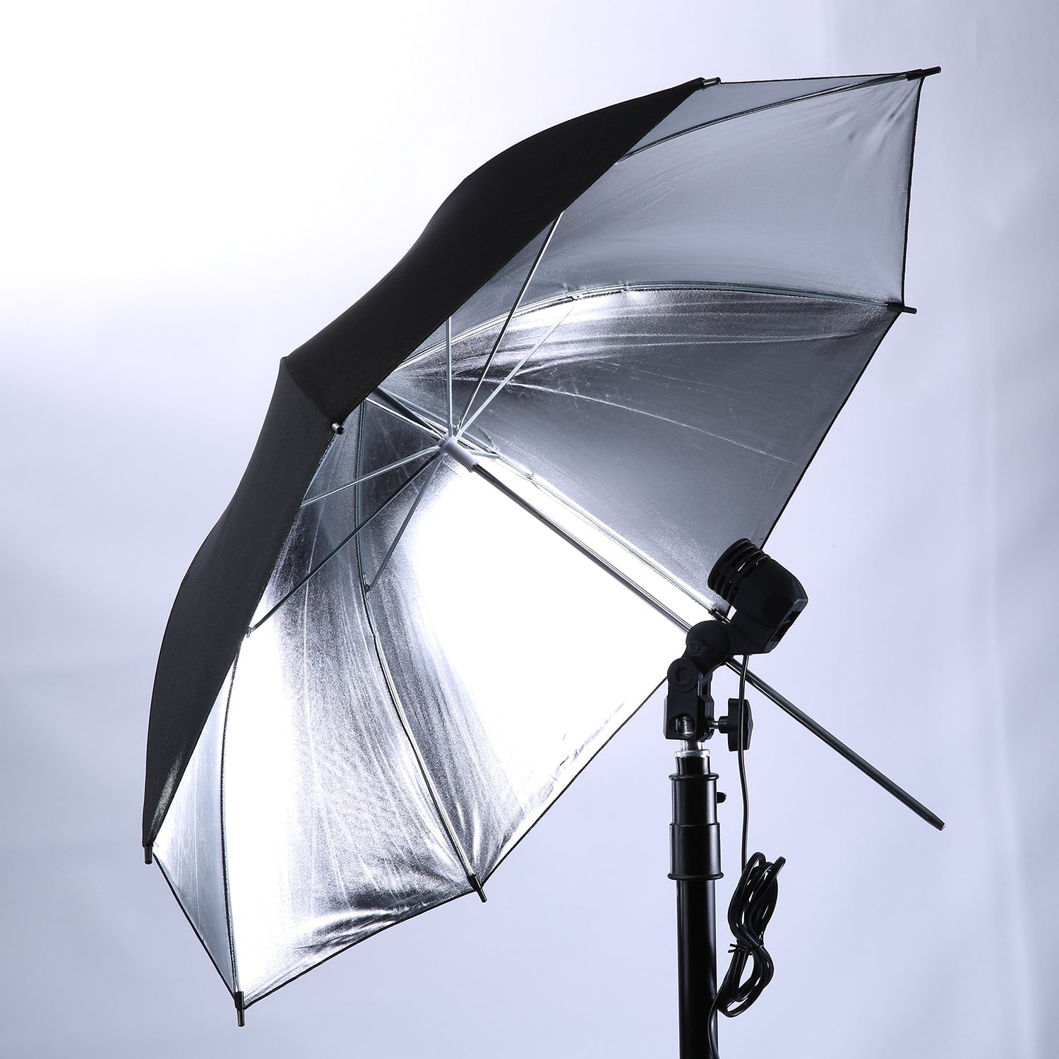 NEEWER 33"/84CM Studio Reflective Lighting Black/Silver Umbrella