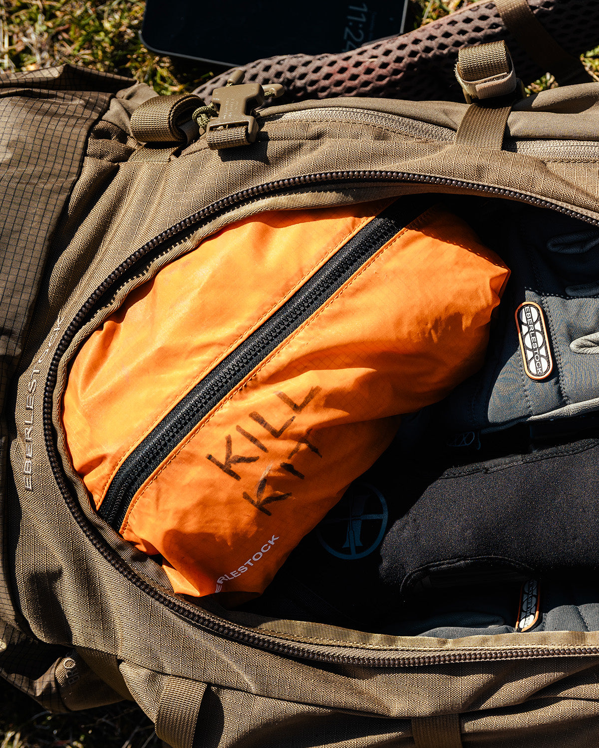 Hangar Zip-Pouch