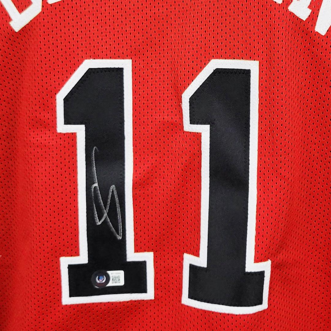 DeMar DeRozan Signed Chicago Red Basketball Jersey (Beckett)